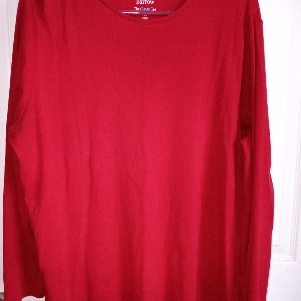 Red long sleeve red t-shirt
